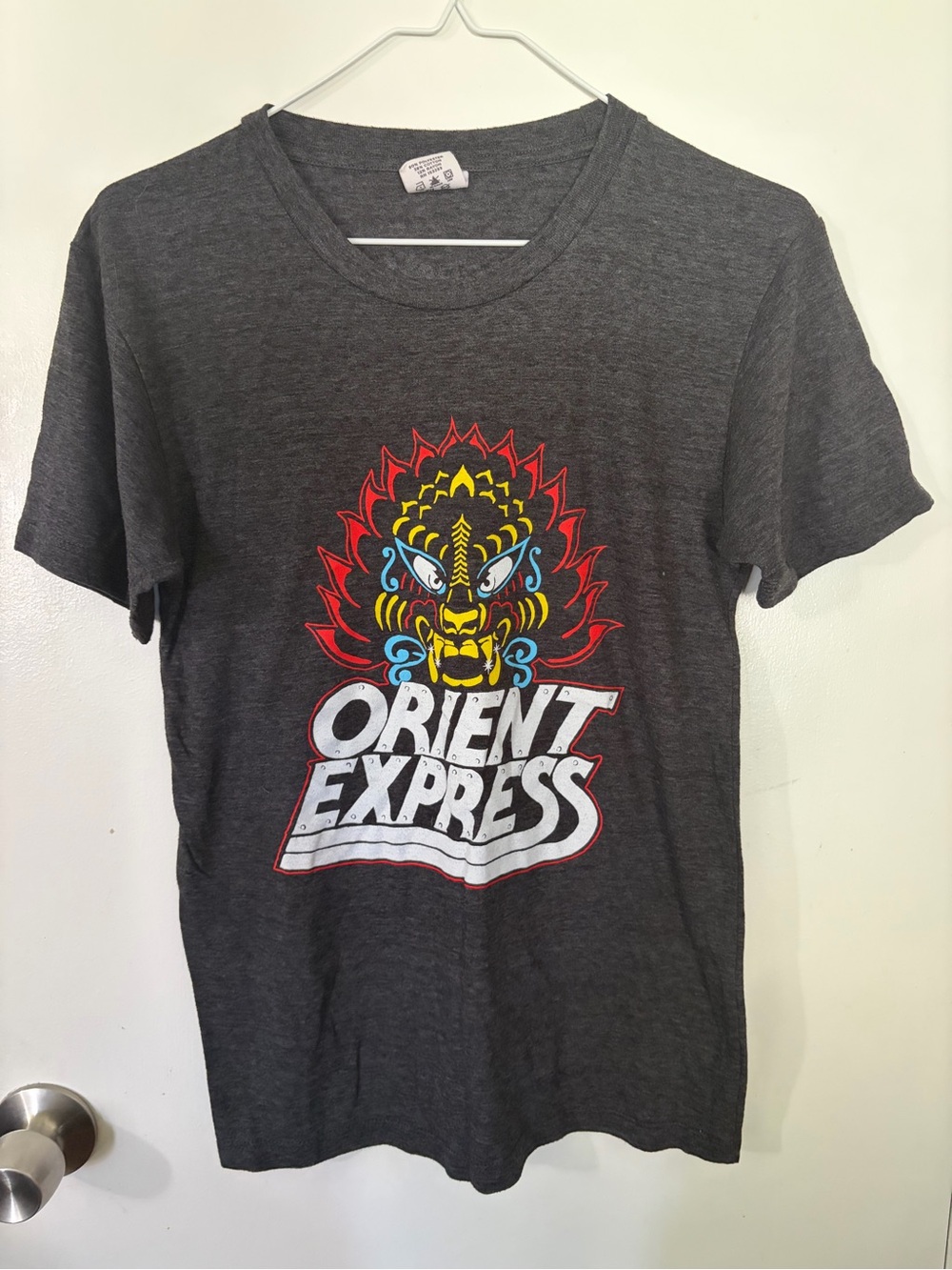 Juniors Charlie Hustle Small Orient Express Graphic T-Shirt - Charcoal Tote12